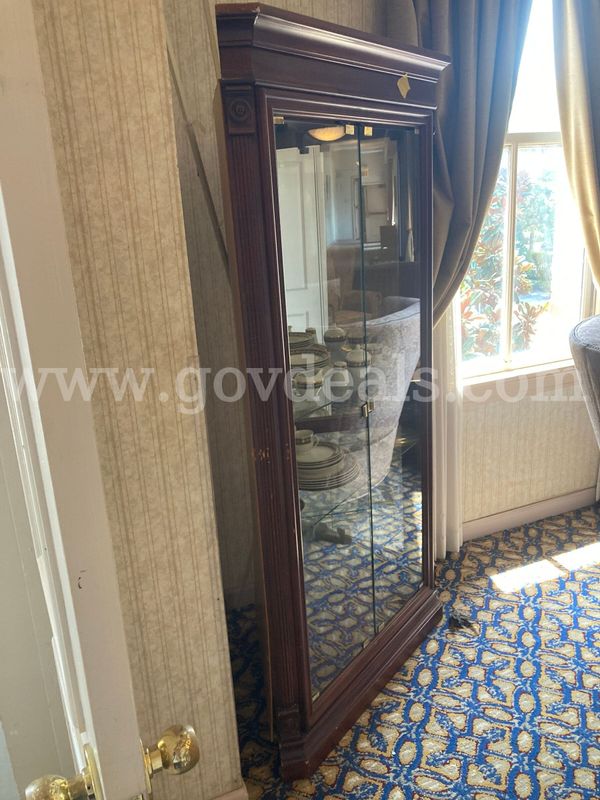 Lot of china cabinets, mirrors, end tables