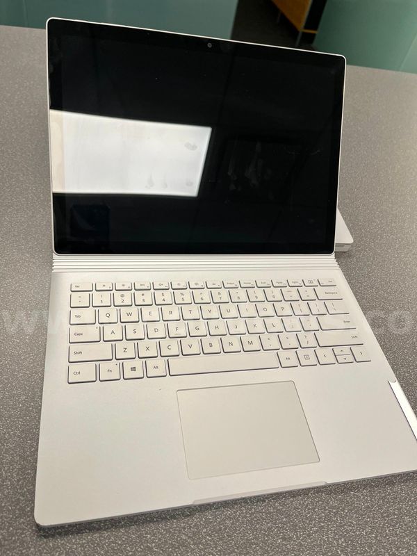 LL 81: Microsoft Laptop QTY: (2) ( LL81)