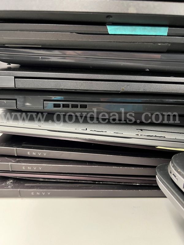 Lot of 36 Damaged Laptops - Various Manufacturers