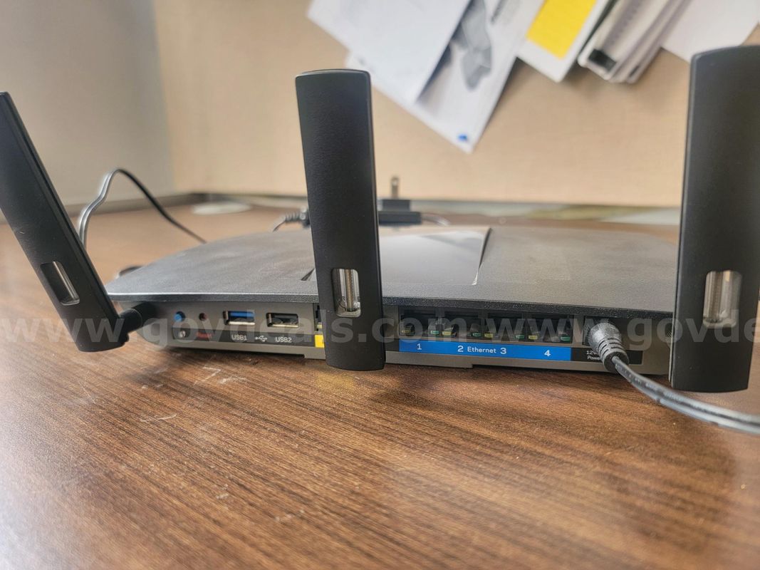 Linksys Dual-band AC1900 Router, Lot of 1
