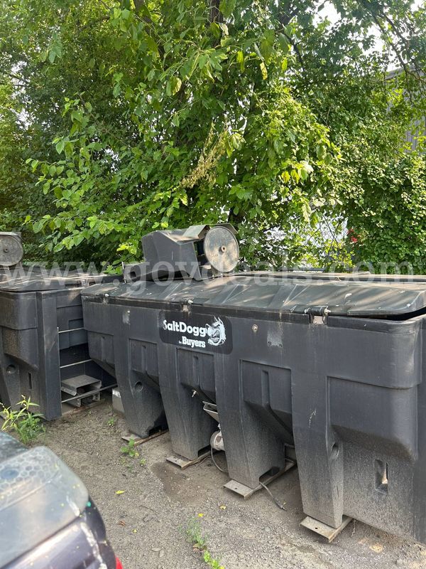 LOT of 2 Salt Dogg Spreaders