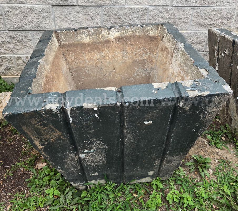 LOT of 6 Square Planters