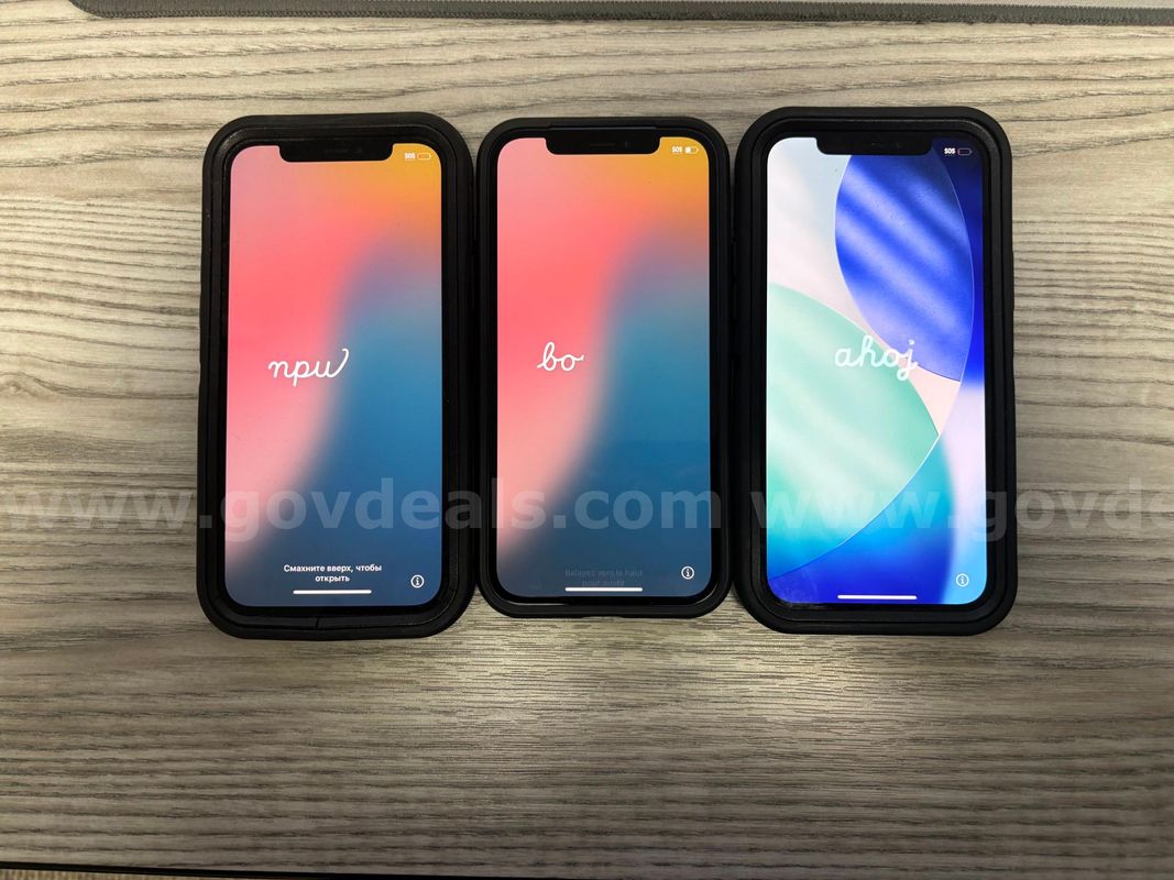 Lot of 3 Apple iPhone 12s