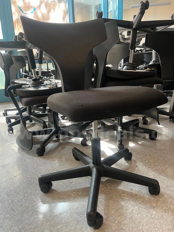 Lot of rolling chairs