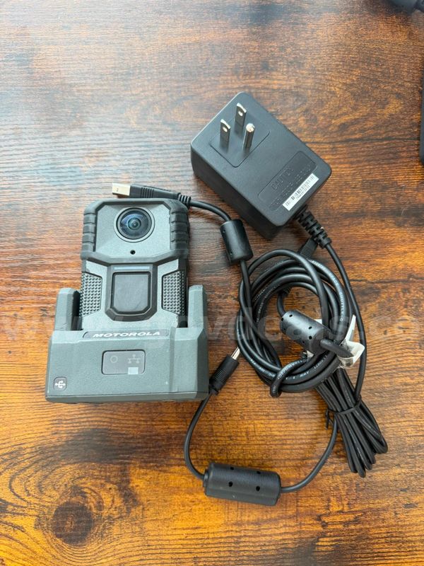 SHIPPING ONLY Motorola V300 Bodycam kit