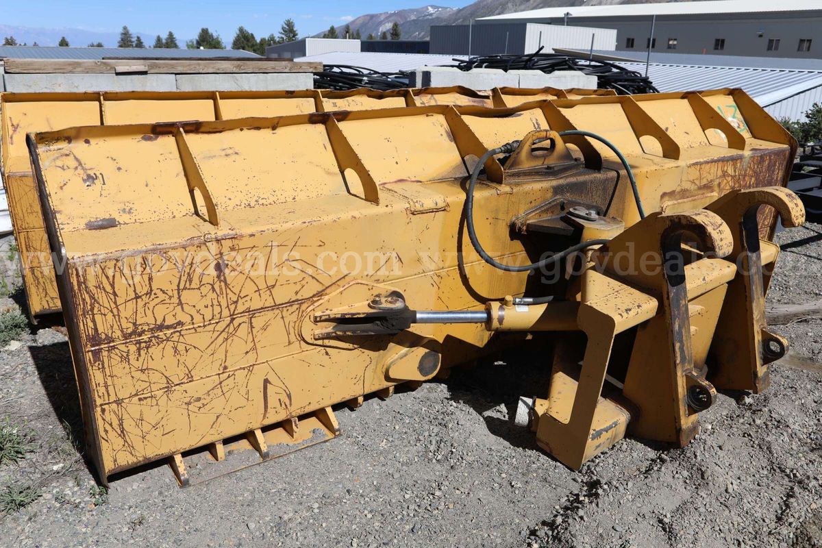 Caterpillar Balderson Plow Blade And Auger (Package)