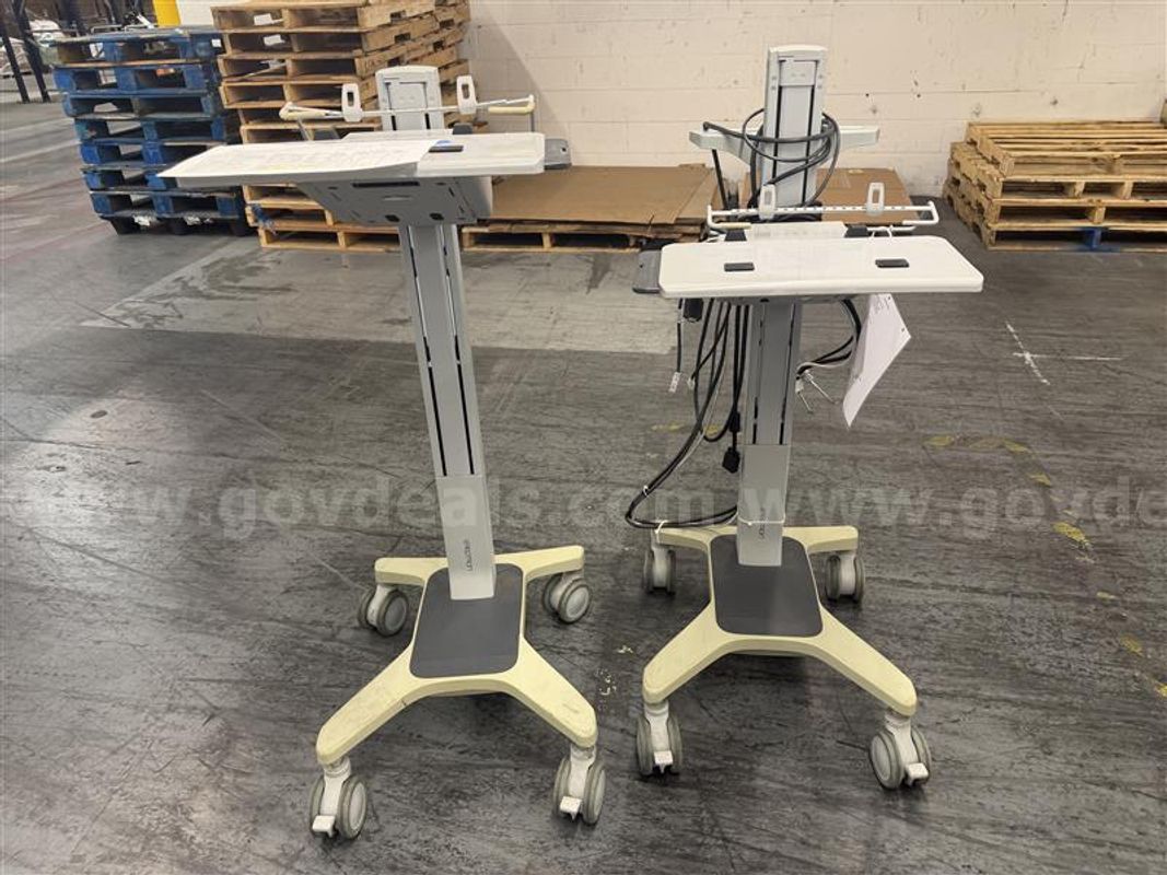 ERGOTRON MEDICAL CART X 2