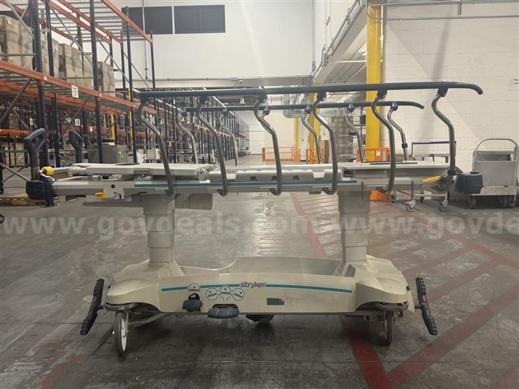STRYKER 1005 STRETCHER, SN#0610080593
