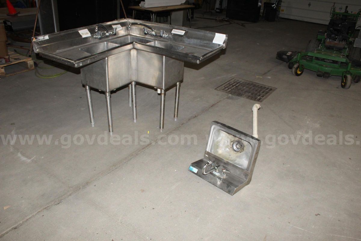 dish washing sink corner style