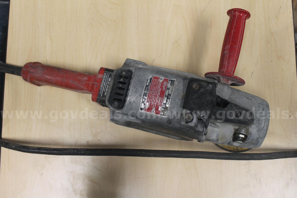 Milwaukee Handheld grinder