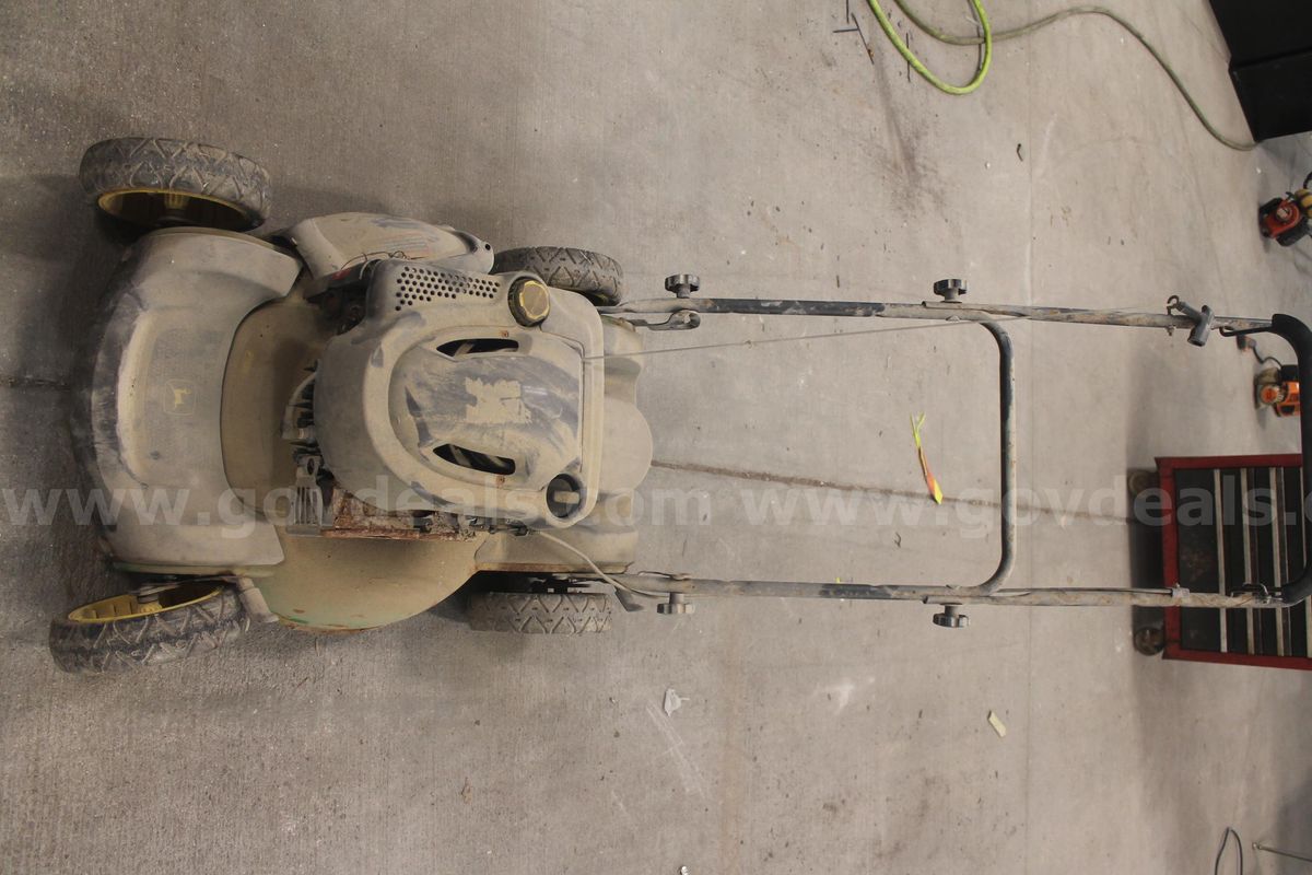 John Deer Lawnmower.