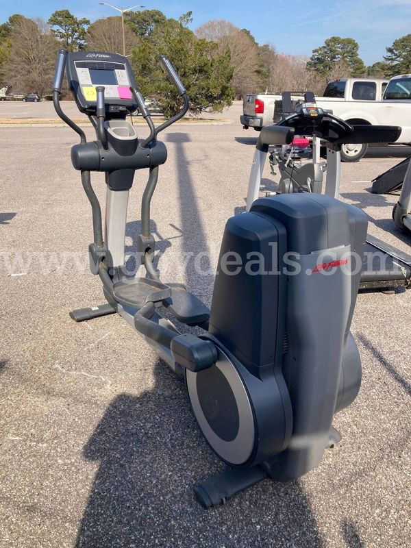 Life Fitness 95X Elliptical