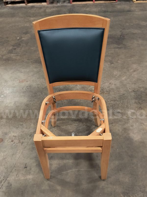 (18) chairs with no bottoms