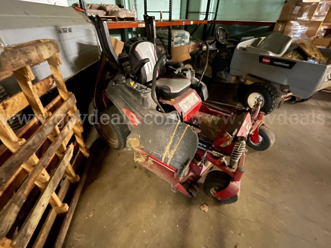 Ferris Commercial Zero-Turn Riding Mower