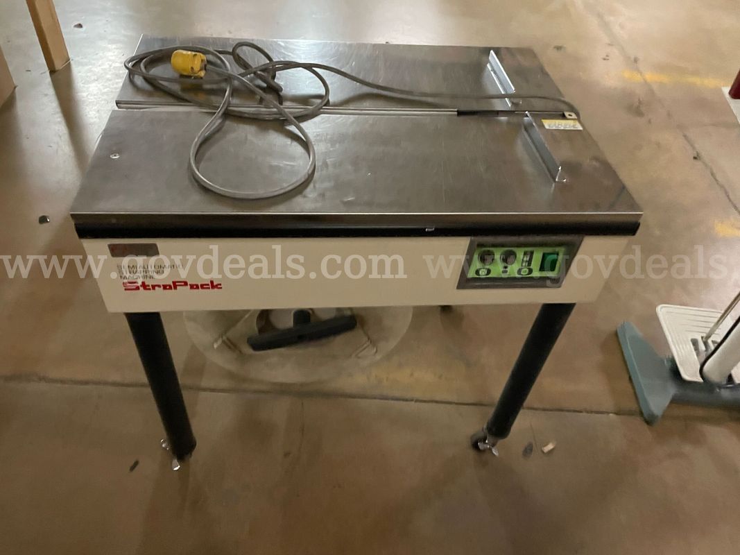 StraPack Semi-Automatic Strapping Machine - Model D-52