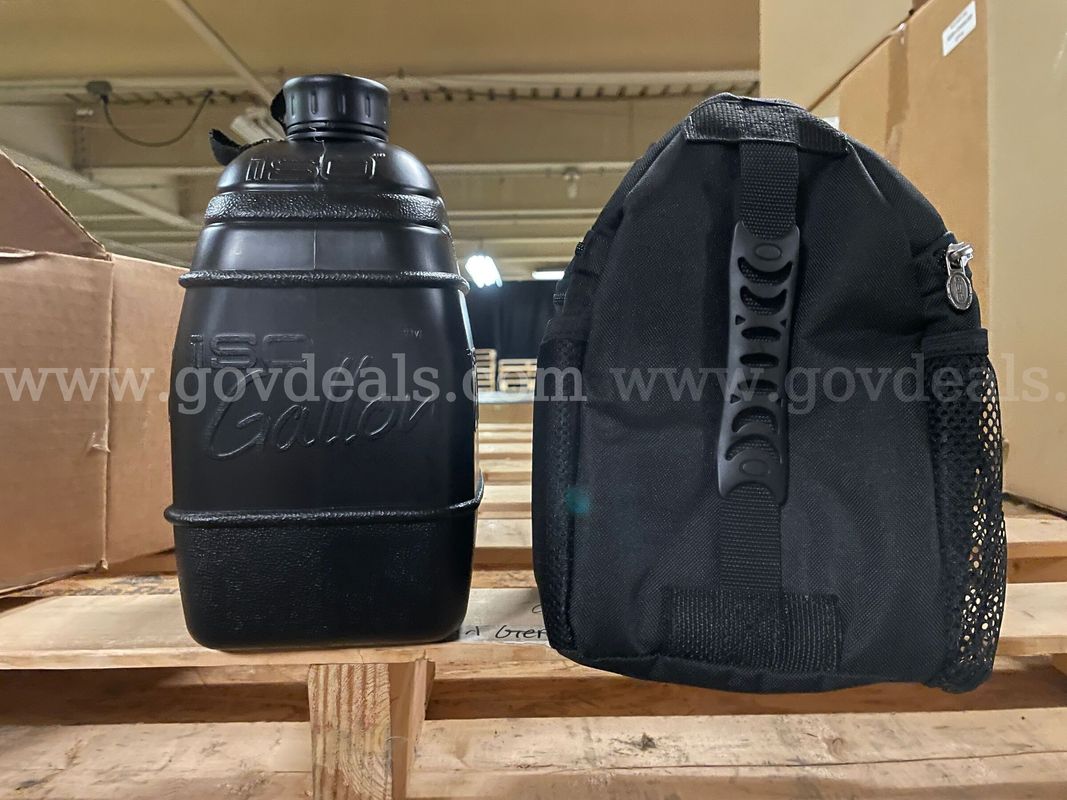 Lot of 232 New Black 1-Gallon Drink Totes with Insulated Carriers Item Description