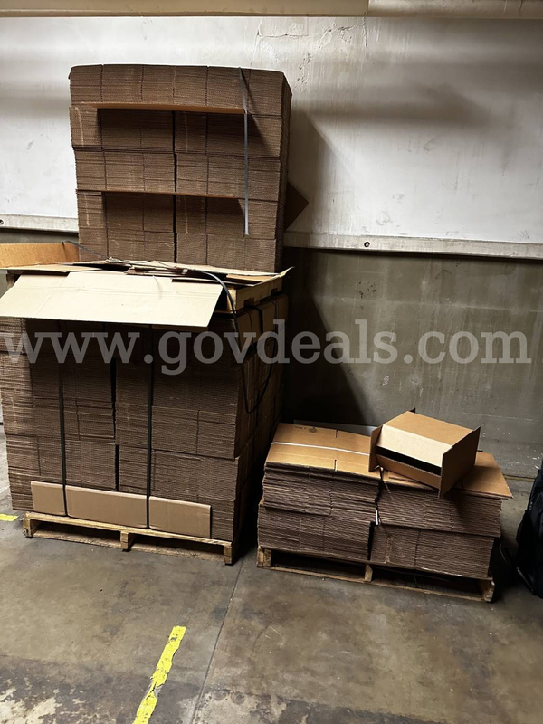 Lot of Corrugated Cardboard Shipping Boxes (Unused)