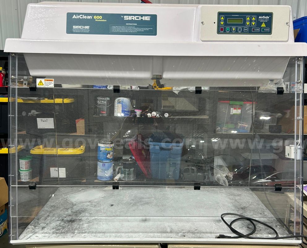 Sirchie AirClean 600 Workstation