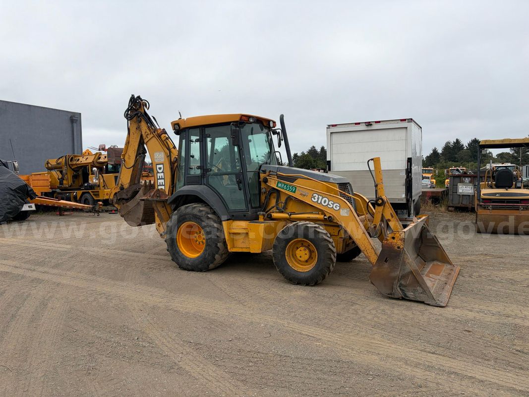 2001 JOHN DEERE 310SG TURBO