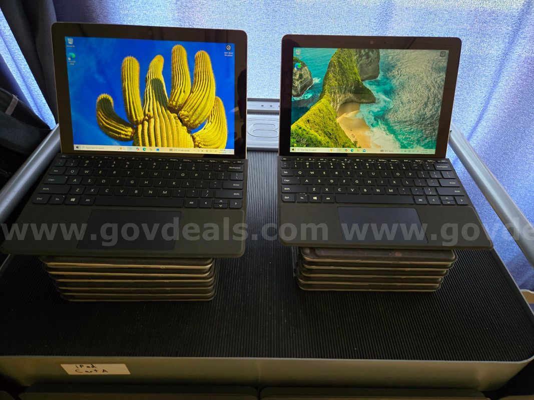 Lot of 13 Surface Go Tablets