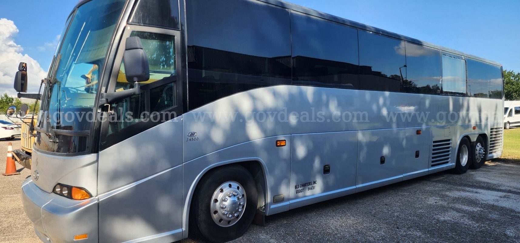 2007 Mci J4500