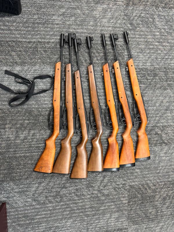 10 misc BB Guns