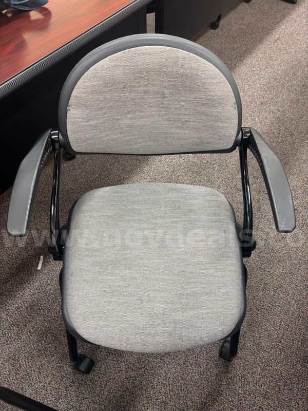 25 Chairs