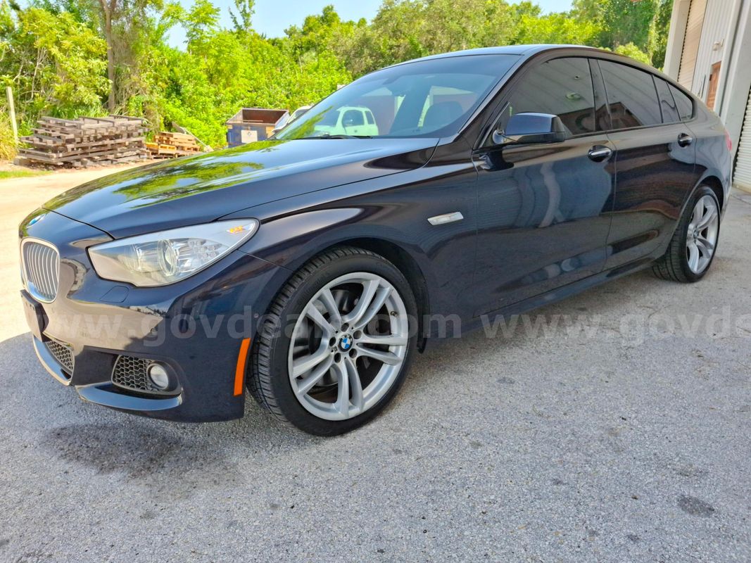 2013 BMW 5-Series Gran Turismo. Can arrange shipping, just pay the driver at delivery.