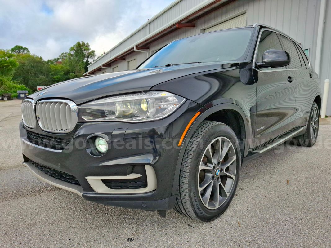 2014 BMW X5. Can arrange shipping, just pay the driver at delivery.