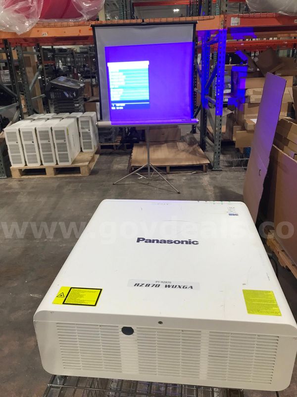 Panasonic Pt-Rz870w Projector - White