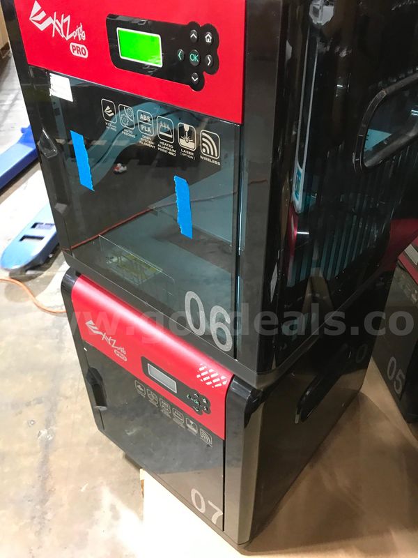 Lot Of Approximately 2 Xyzprinting Professional 3d Printer