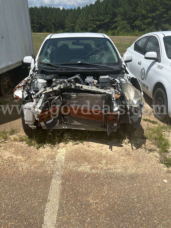 2014 Nissan Versa 1.6 S 5M