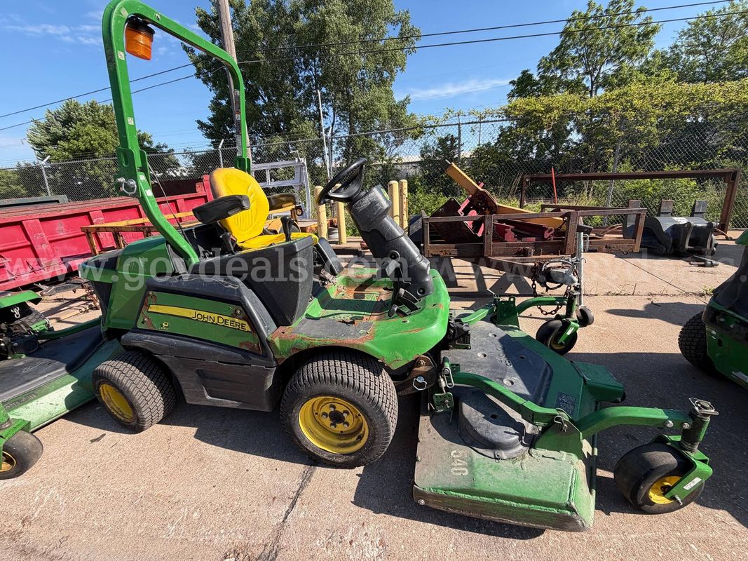 2016 John Deere 1570 with 72" Rear Discharge Deck (540)
