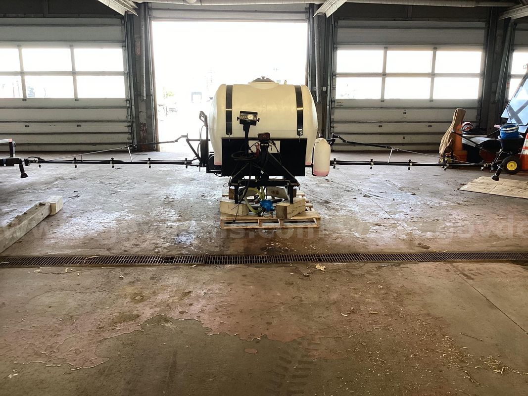 Contree 300 Gallon Three Point Hitch Boom Sprayer