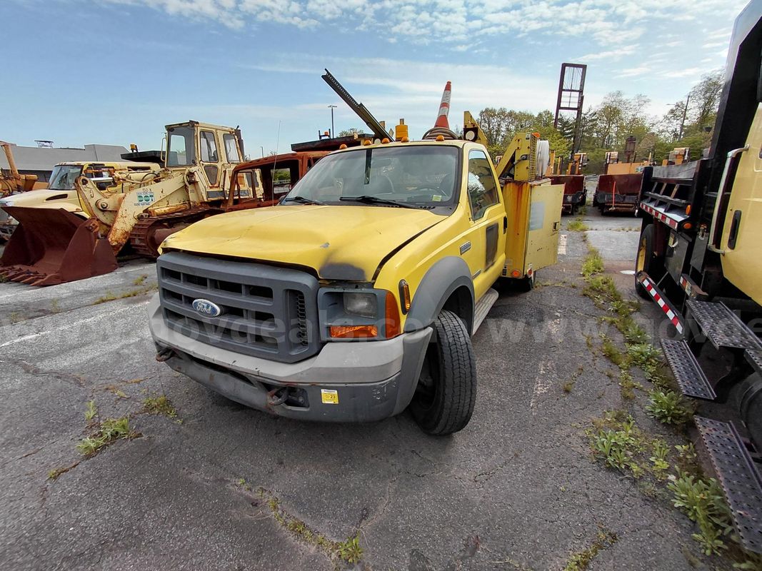2005 Ford F-550