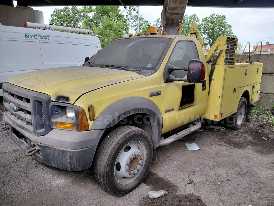 2005 Ford F-550