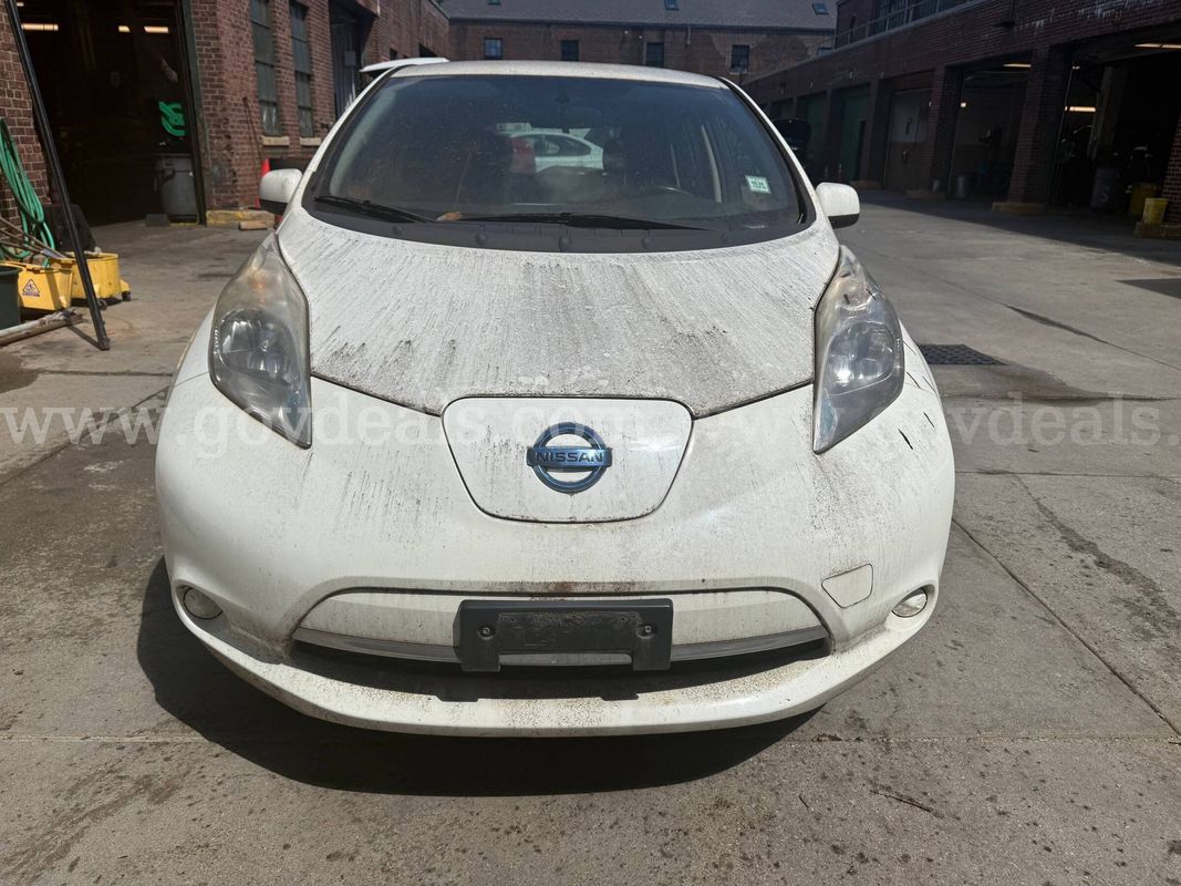 2015 Nissan LEAF