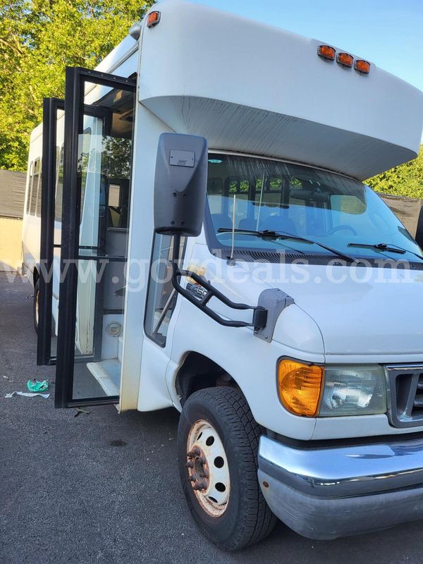 2006 Ford Econoline