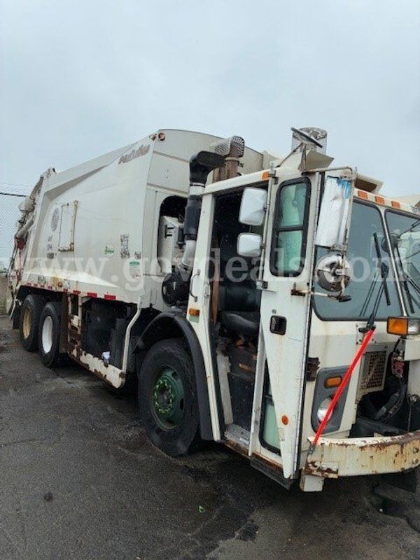 2016 Mack LEU600