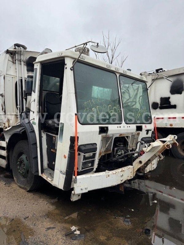 2017 Mack LR613