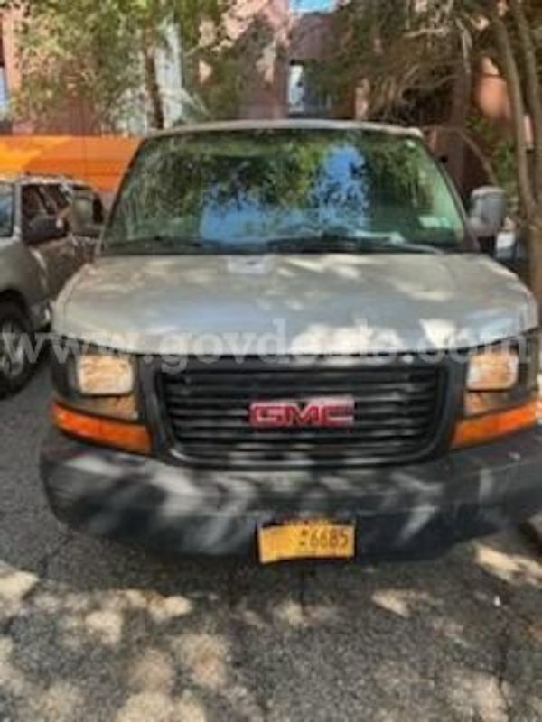 2008 GMC Savana