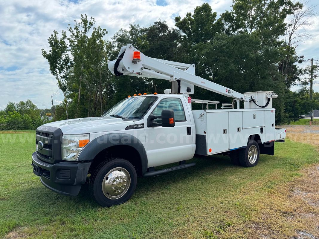 2016 Ford F-450 SD BUCKET TRUCK