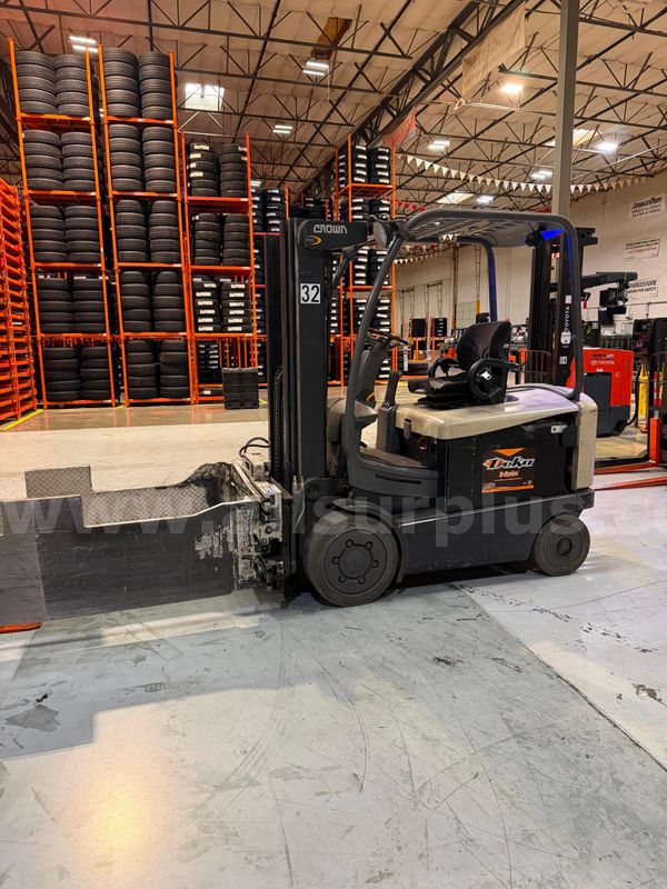 Crown FC4525 Sitdown Electric Forklift