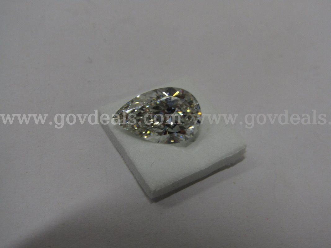 3.09 carat Pear Shape Brilliant Cut Lab Grown Diamond IGI Certified
