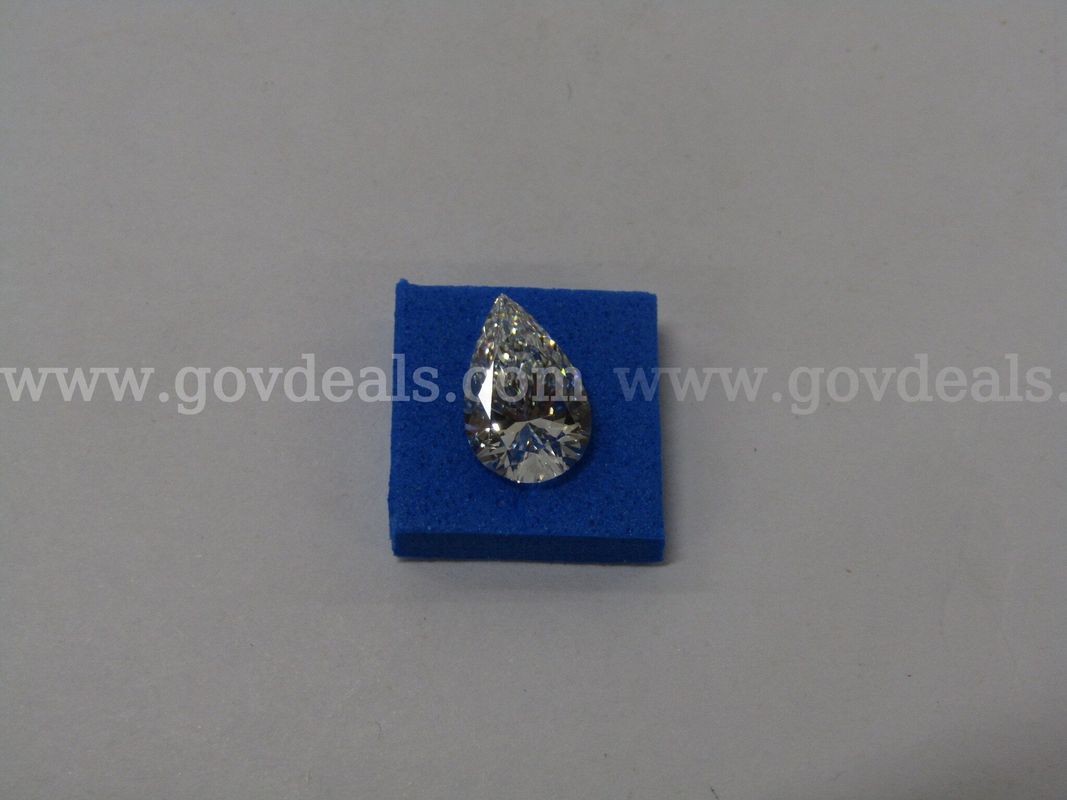 2.02 carat Pear Brilliant cut Lab Grown Diamond, IGI Certified