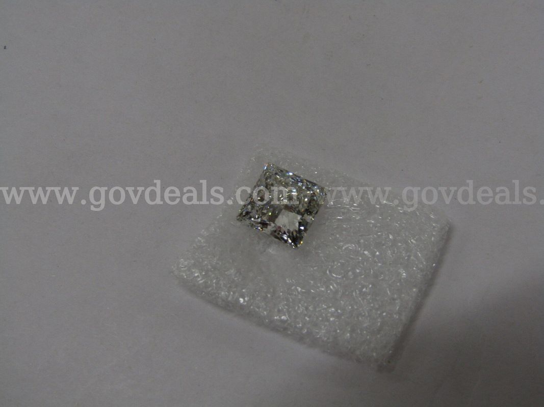 2.51 carat Princess Cut Lab Grown Diamond IGI Certified