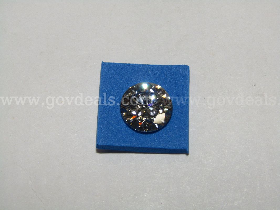 4.09 carat Round Brilliant Lab Diamond with IGI Report