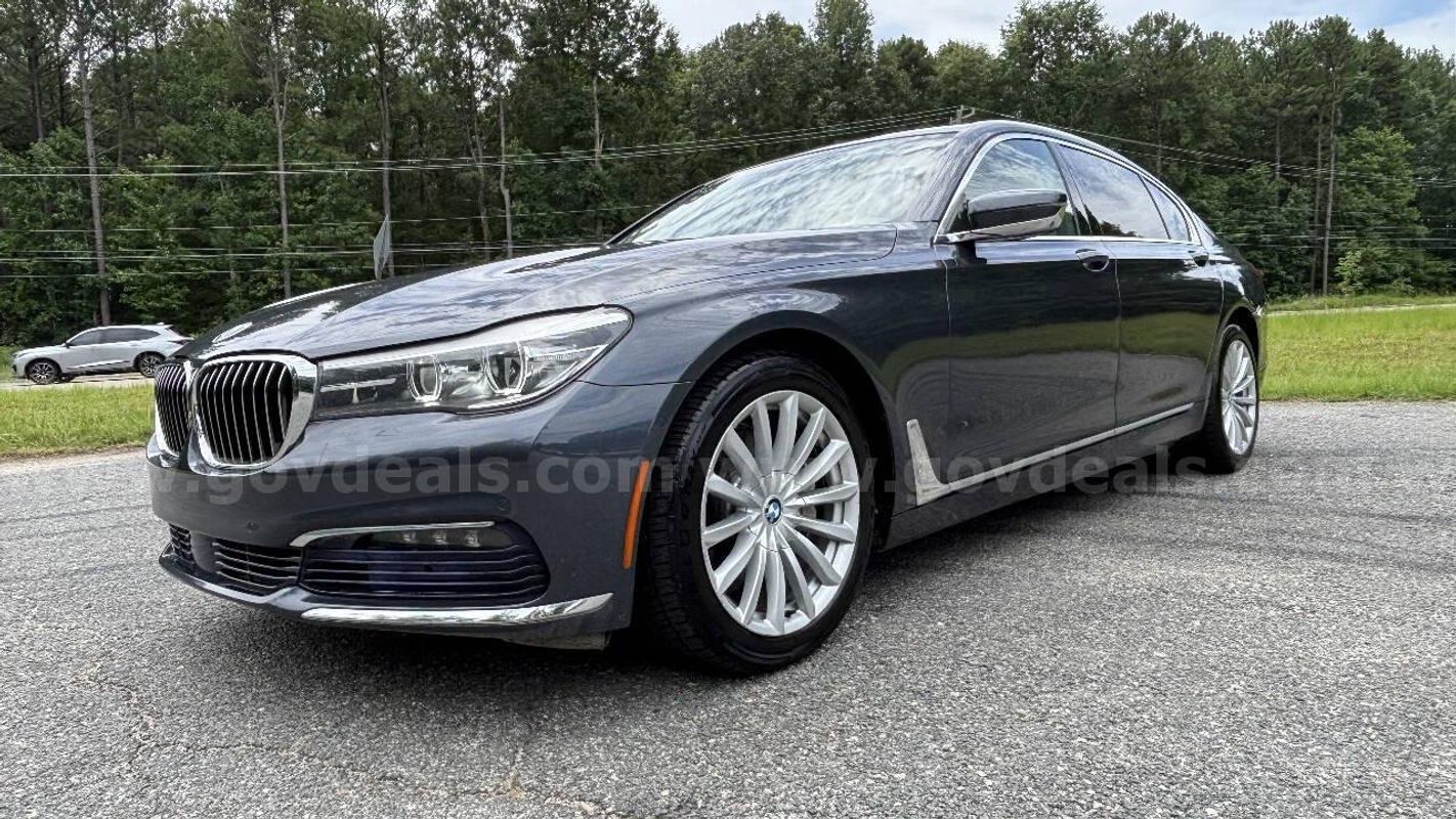 2016 BMW 7-Series