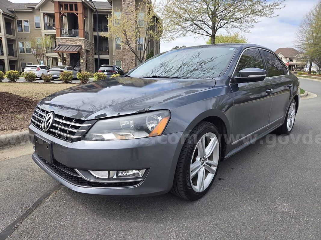 2014 Volkswagen Passat 2.0L TDI SEL Premium