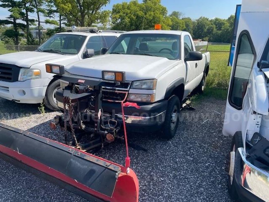 2006 Chevrolet Silverado 2500HD Work Truck 4WD